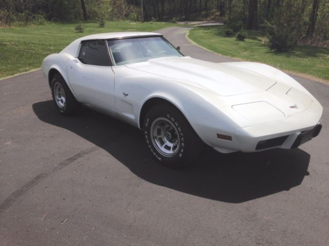 1977 White Chevrolet Corvette 2 door w/T Tops