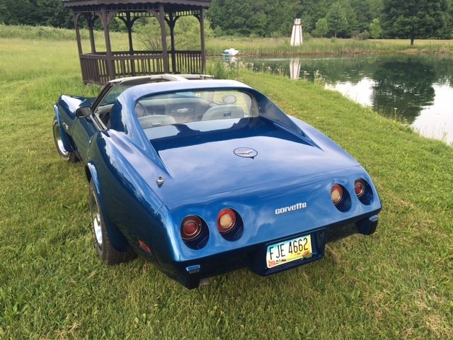 1977 Blue Chevrolet Corvette