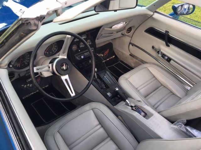 1977 Blue Chevrolet Corvette