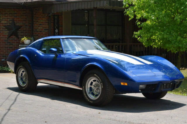 1977 Blue Chevrolet Corvette