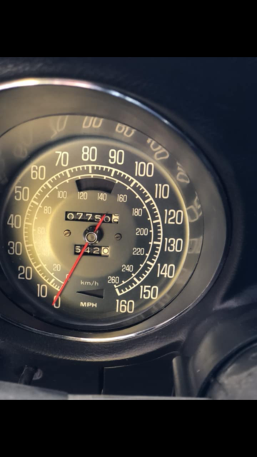 1977 Yellow Chevrolet Corvette Coupe