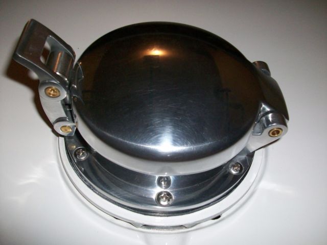 1977 White/Black Chevrolet Corvette Coupe