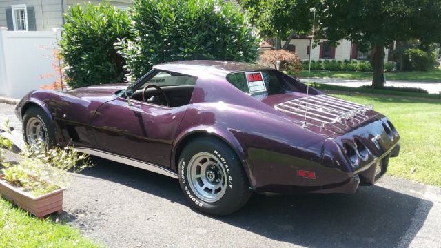 1977 Burgundy Chevrolet Corvette Coupe