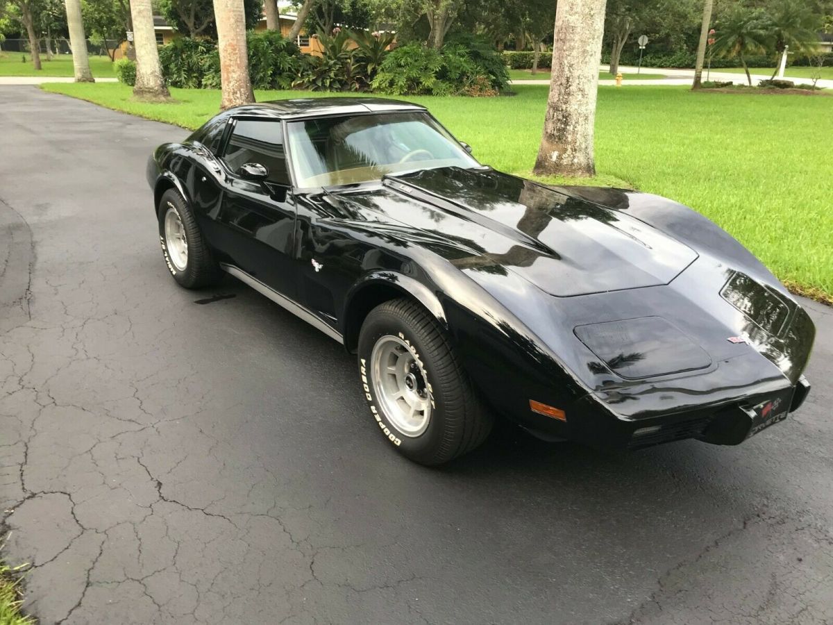 1977 Black Chevrolet Corvette Coupe