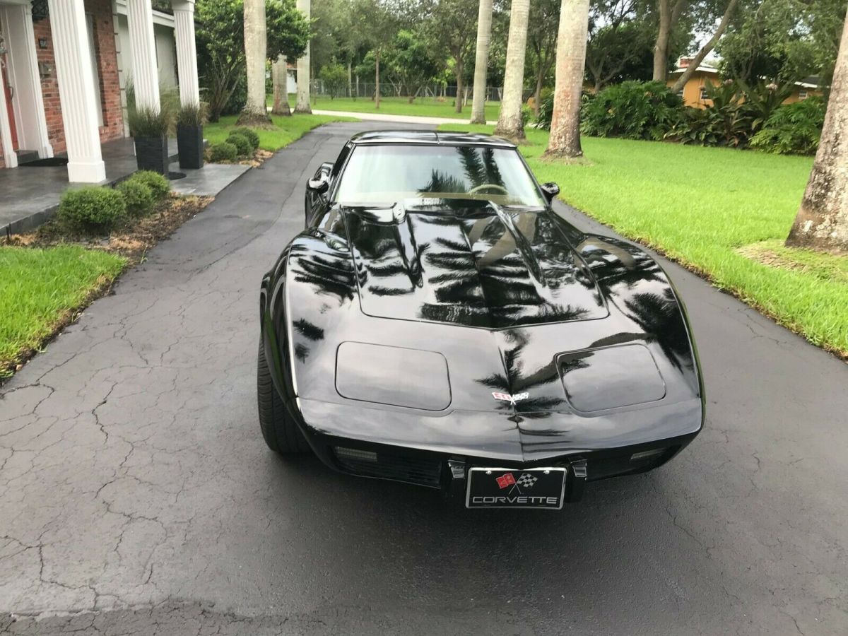 1977 Black Chevrolet Corvette Coupe