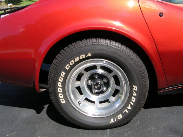 1977 Orange Chevrolet Corvette Coupe