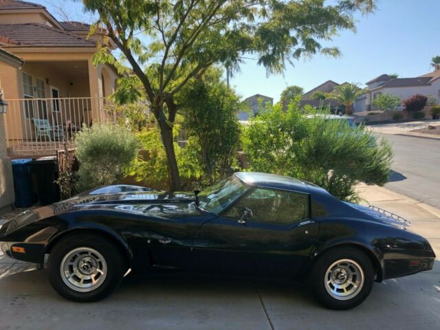 1977 Black Chevrolet Corvette Coupe