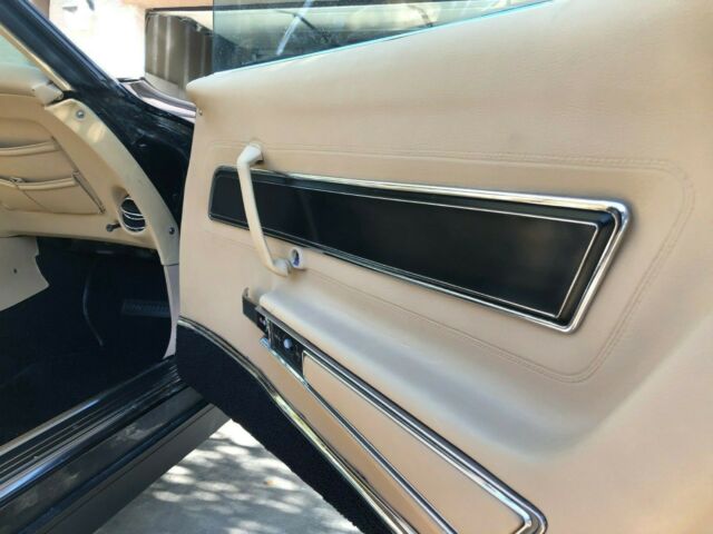 1977 Black Chevrolet Corvette Coupe