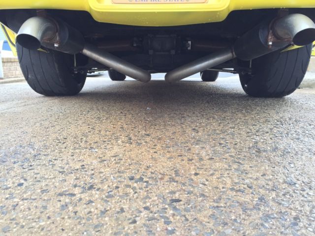 1977 Yellow Chevrolet Corvette Coupe