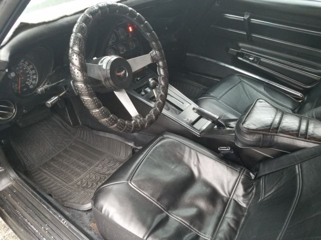 1977 Blue Chevrolet Corvette Coupe