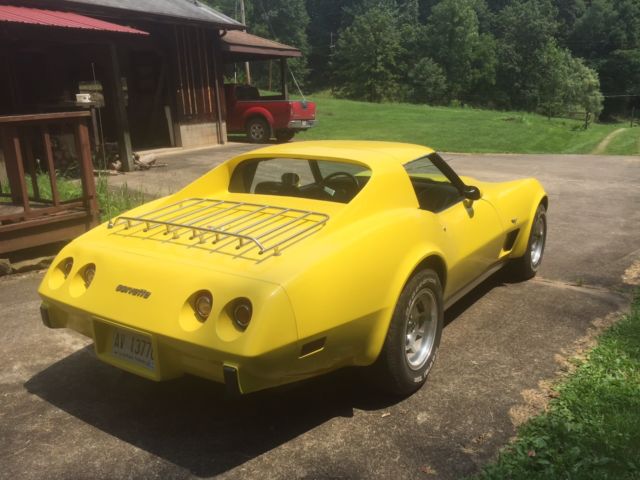 1977 Yellow Chevrolet Corvette T-Top