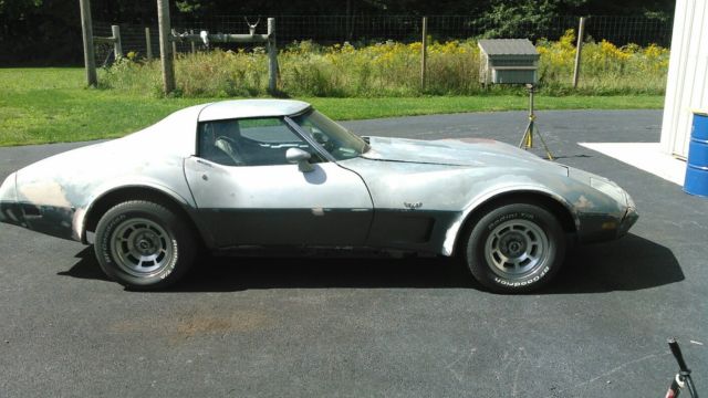 1977 Black Chevrolet Corvette