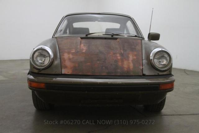 1977 Green Porsche 911