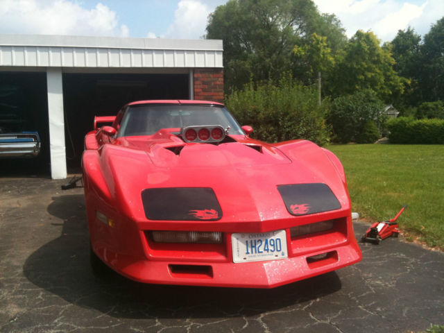 1977 Red Chevrolet Corvette Coupe