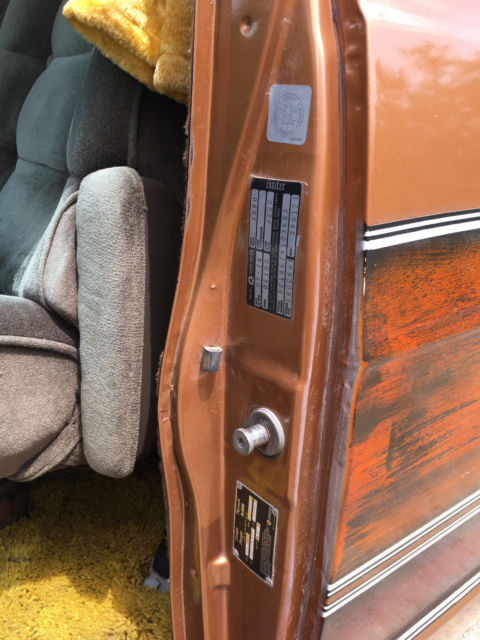 1977 Dodge B200 Van