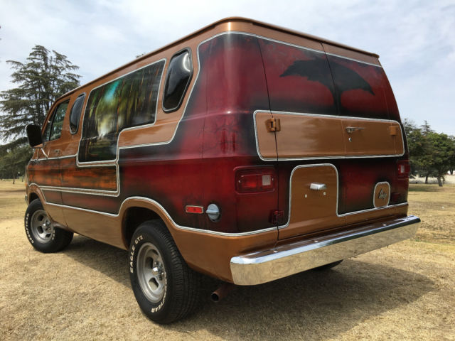 1977 Dodge B200 Van