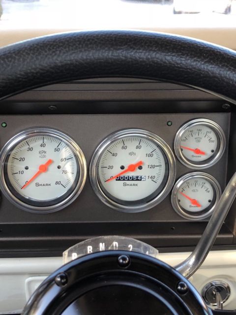 1977 White Ford F-100