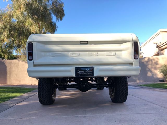 1977 White Ford F-100