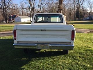 1977 White Ford F-100 Standard Cab Pickup