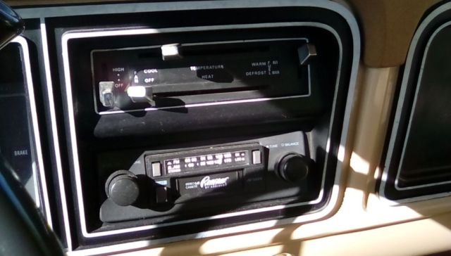 1977 2 tone Indigo Tan and Medium Copper Ford F-150 Standard Cab Pickup