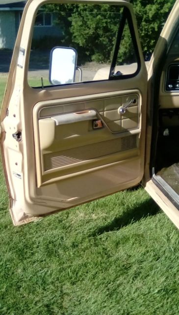 1977 2 tone Indigo Tan and Medium Copper Ford F-150 Standard Cab Pickup