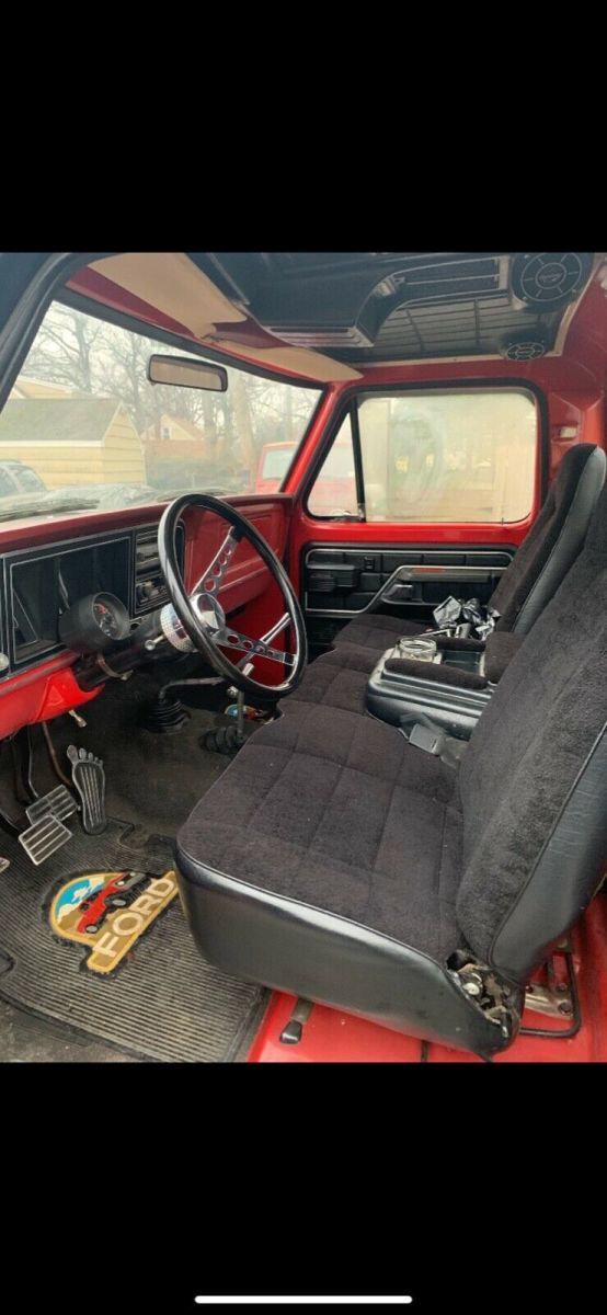 1977 Ford F-150 Standard Cab Pickup