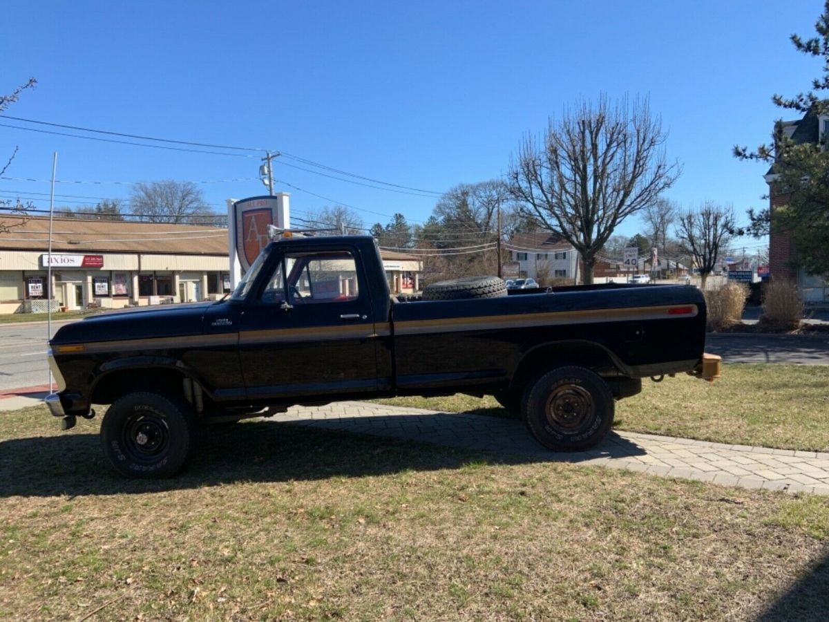 1977 Ford F-150 Standard Cab Pickup
