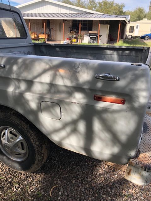 1977 Gray Ford F-150 Extended Cab Pickup