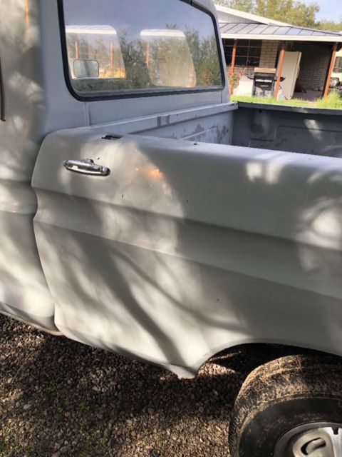 1977 Gray Ford F-150 Extended Cab Pickup