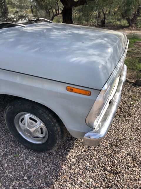 1977 Gray Ford F-150 Extended Cab Pickup