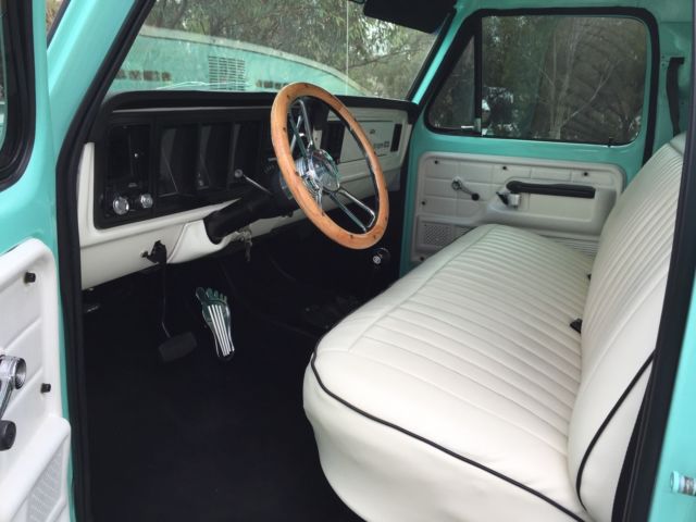1977 sea foam Ford F-250