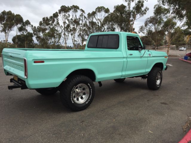 1977 sea foam Ford F-250