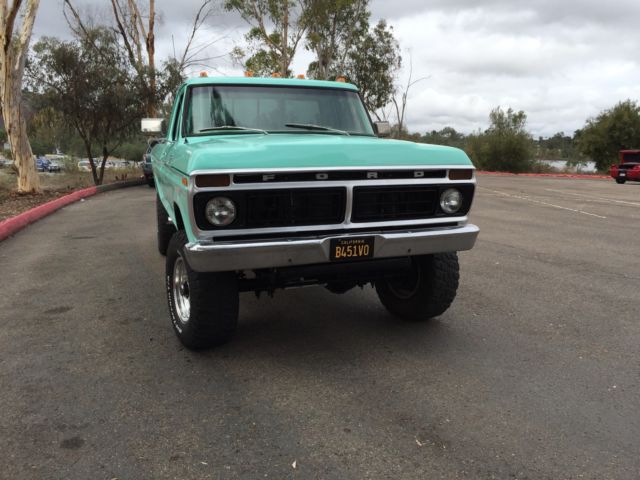 1977 sea foam Ford F-250