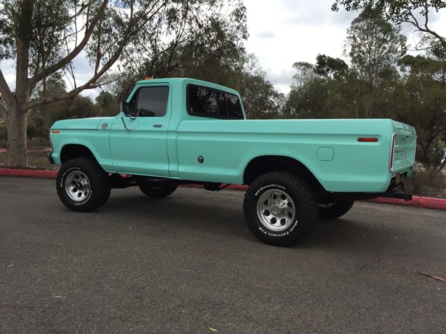 1977 sea foam Ford F-250