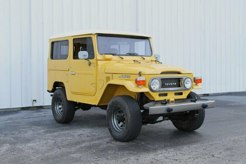 1977 Yellow Toyota Land Cruiser