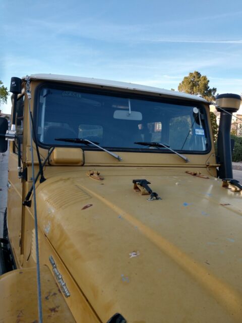 1977 Mustard Toyota Land Cruiser