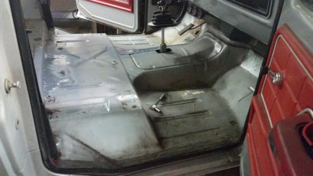 1977 gray Ford F-100 Standard Cab Pickup
