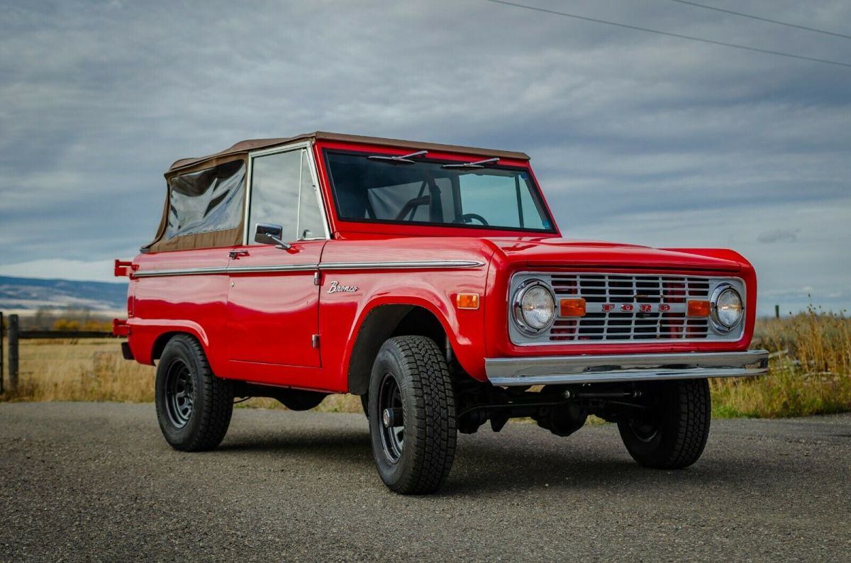 1977 Red Ford Bronco SUV