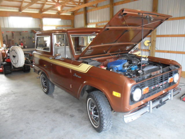 1977 Brown Ford Bronco