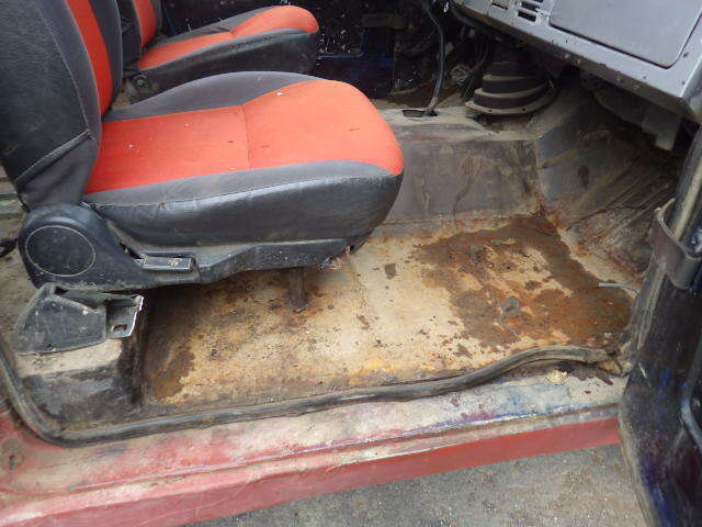 1977 Red Ford Bronco SUV