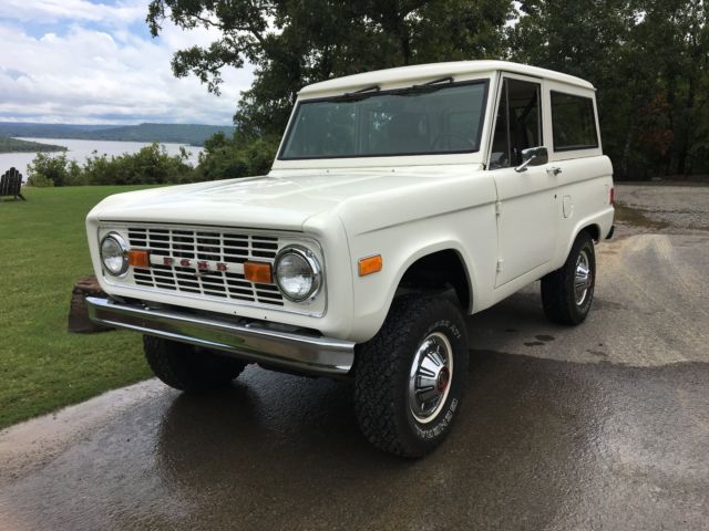 1977 White Ford Bronco Convertible