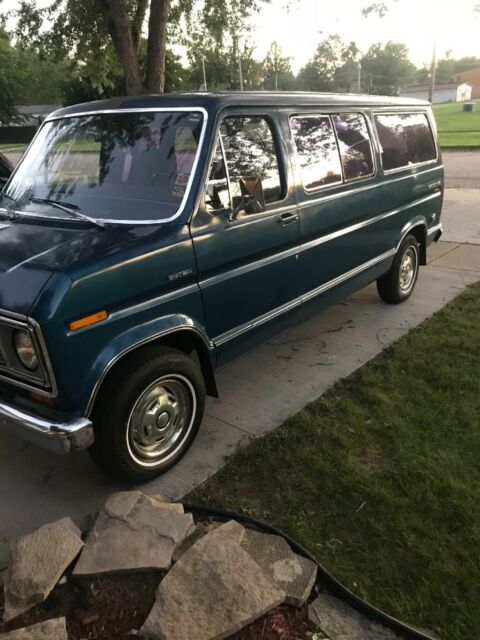 1977 Ford E-Series Van