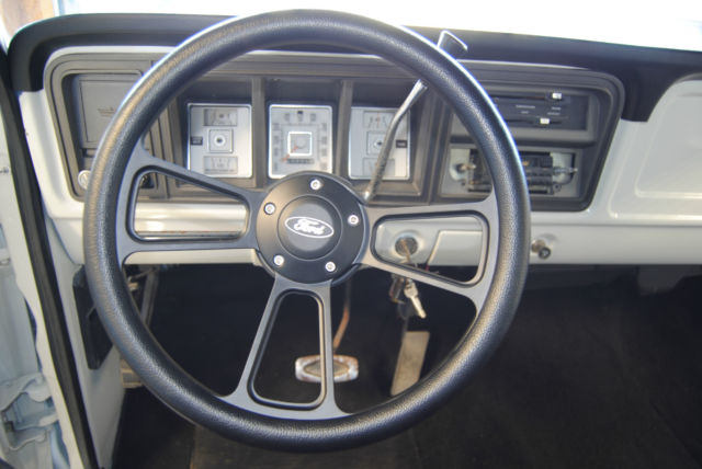 1977 White Ford F-100 Truck