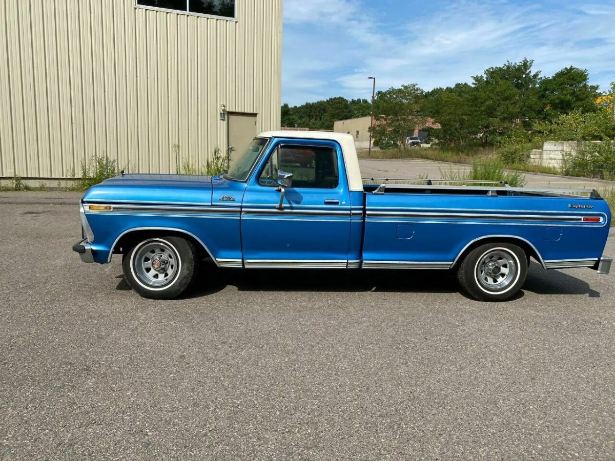 1977 Blue Ford F-100 Pickup Truck