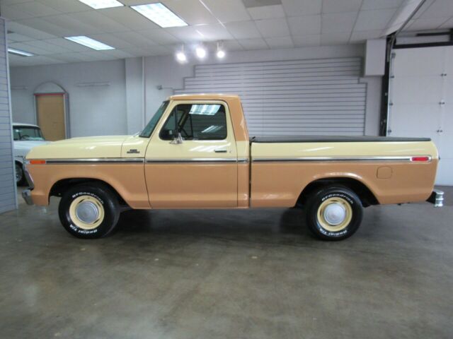 1977 Brown Ford F-100 --