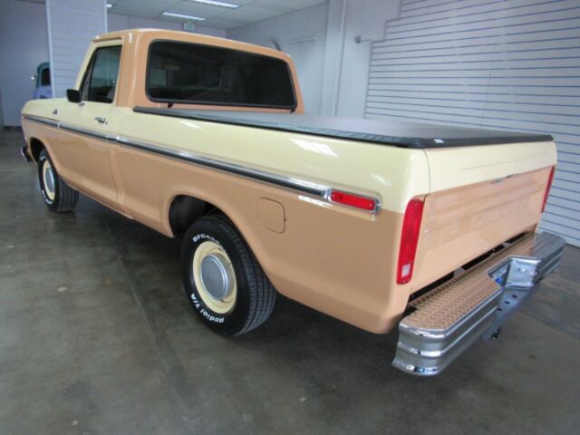 1977 Brown Ford F-100 --