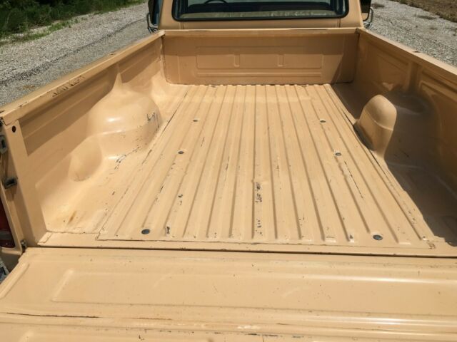 1977 Tan Ford F-150 Standard Cab Pickup