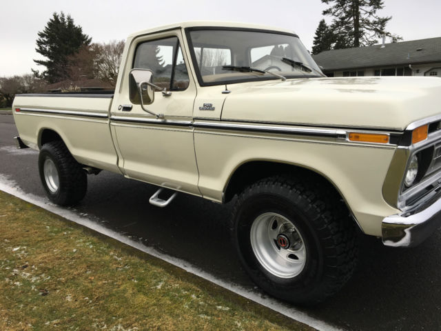 1977 White Ford F-150 Standard Cab Pickup