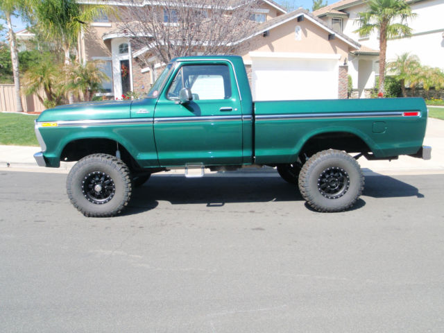 1977 Green Ford F-150 Standard Cab Pickup