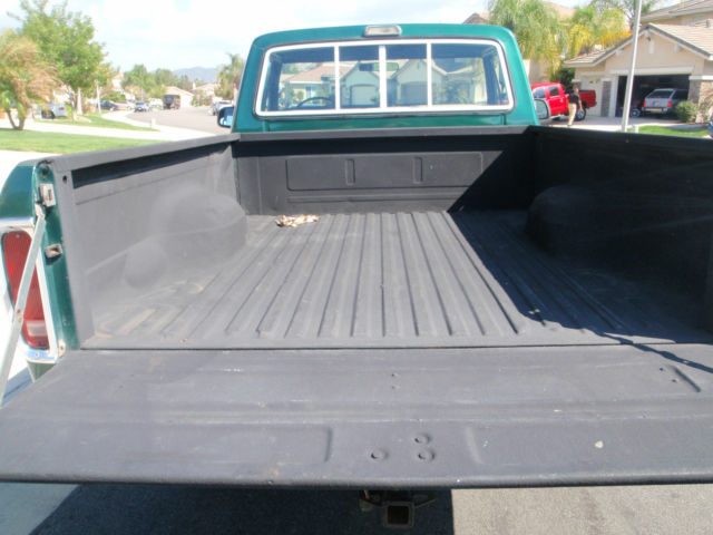 1977 Green Ford F-150 Standard Cab Pickup